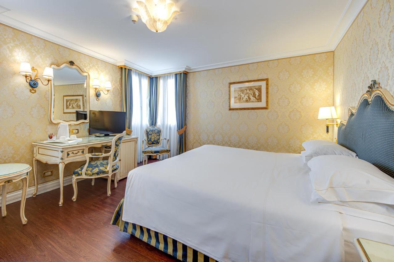 Hotel Antiche Figure Венеция Екстериор снимка