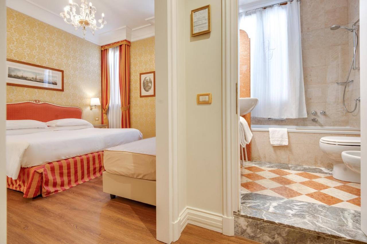 Hotel Antiche Figure Венеция Екстериор снимка