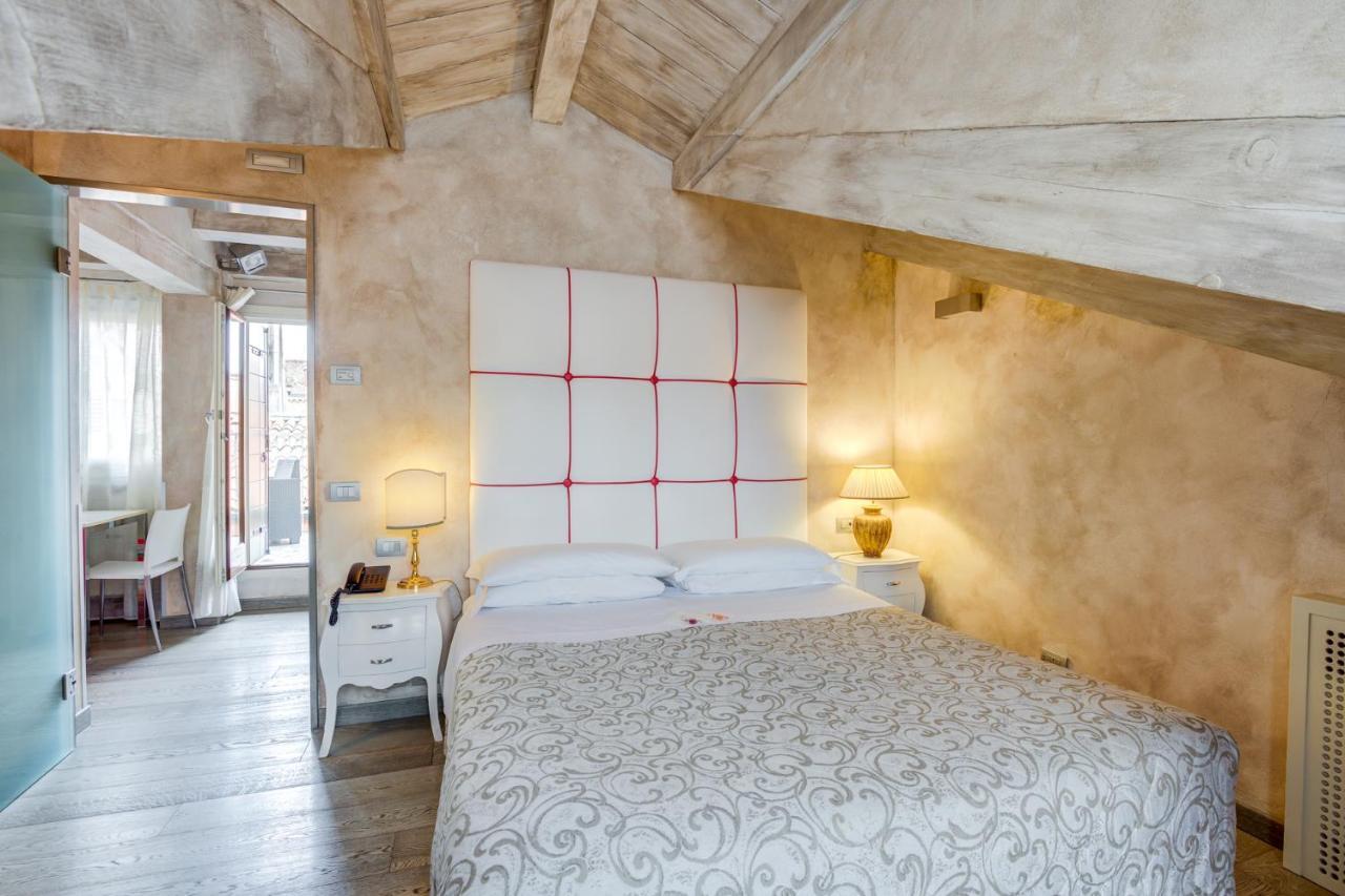 Hotel Antiche Figure Венеция Екстериор снимка